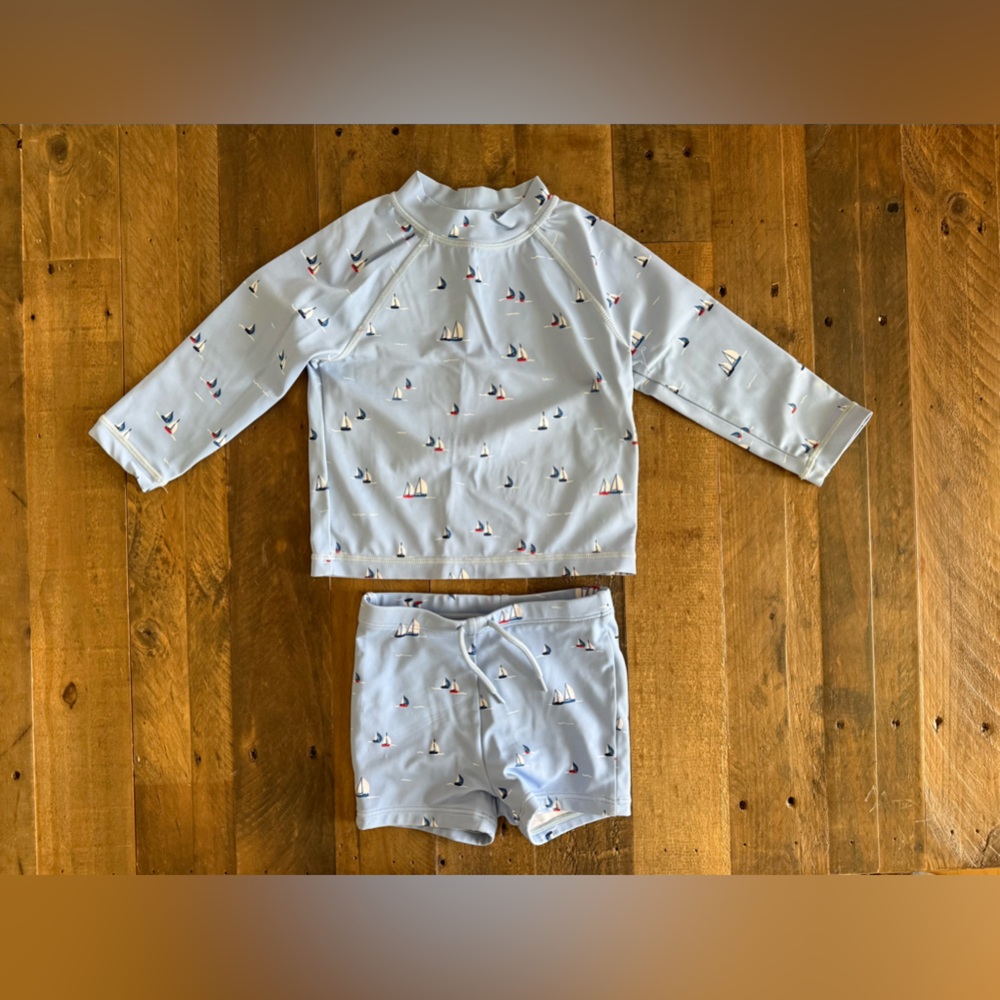 Janie and Jack - BABY RECYCLED BLUE SAILBOAT RASH GUARD SWIMSUIT - 12-18m
